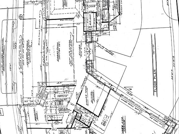 3rd image of 484 Glenbrook Dr