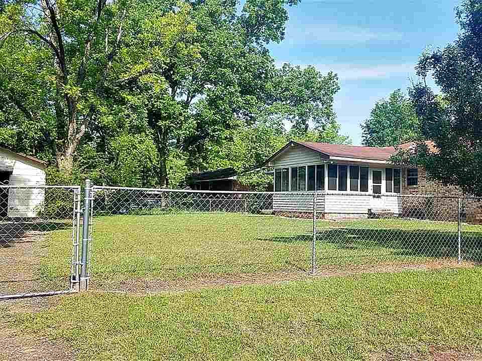 401 Farley Dr, Fort Valley, GA 31030 Zillow