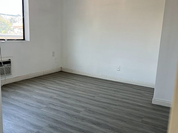 2nd image of 419 N Mountain View Ave APT 101