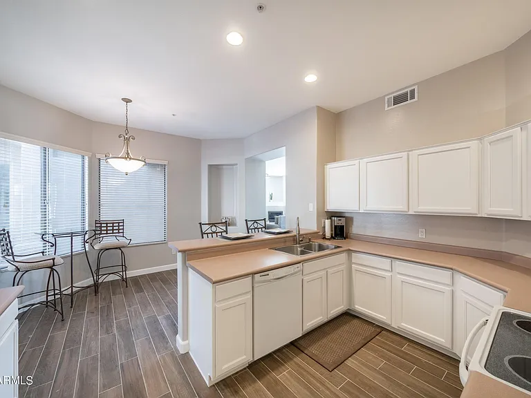 16420 N Thompson Peak Pkwy #1073 — Photo 10