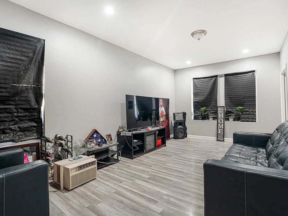 1st image of 7243 S Paulina St #1