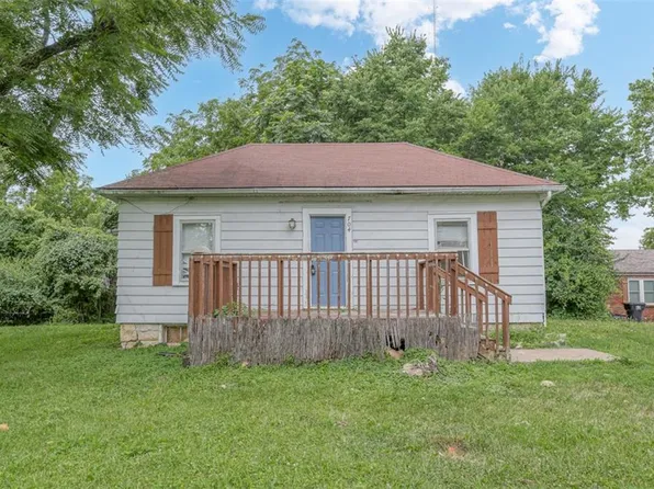 704 S Turner Ave, Independence, MO 64056