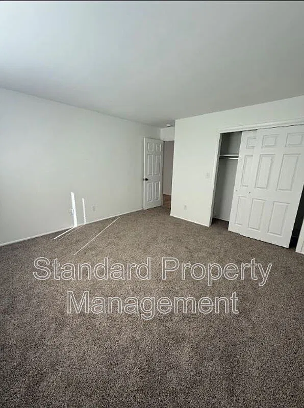 1 bed, 1.0 bath, $1,075 — Photo 2