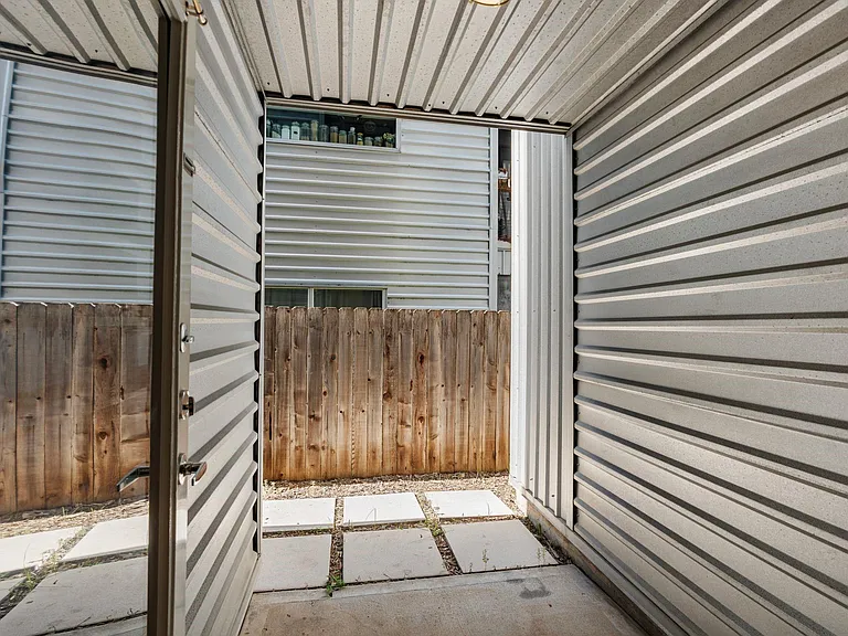 349 Sydnor St — Photo 29