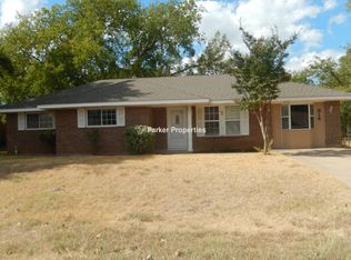 814 Marigold Dr, Cedar Hill, TX 75104