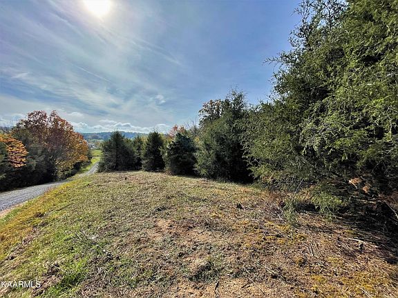 2nd image of 25 Winterpark Ln #25