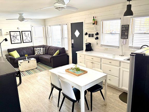 4th image of 67404 Victory Shore Dr #6