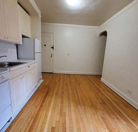 3rd image of 111-56 76th Dr #C