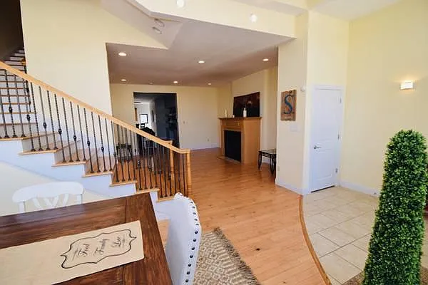 4376 Olive St — Photo 5