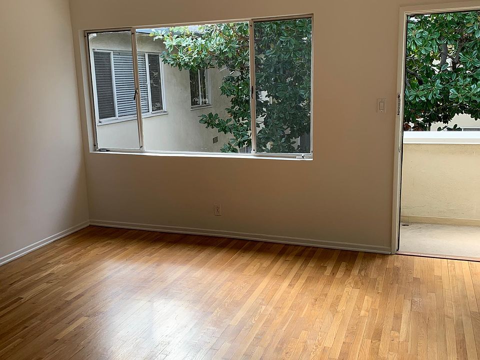 1st image of 1302 S Saltair Ave APT 13