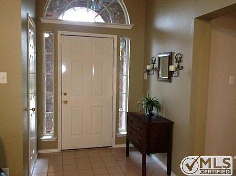 3rd image of 1914 Reddenson Ct