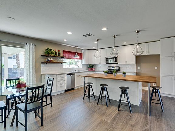 3rd image of 7713 Meadowrobin Ave