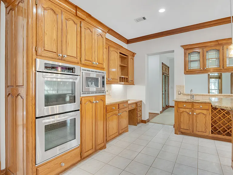 360 Highland Oaks Cir — Photo 17