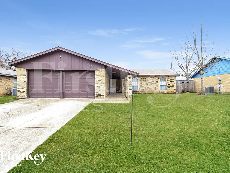 2509 E Williamsburg Mnr — Photo 1