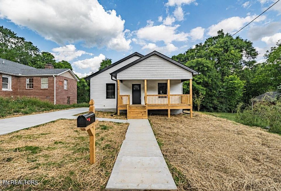 1st image of 1130 Adcock Ave