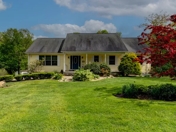 37 East Morris Lane, Morris, CT 06763