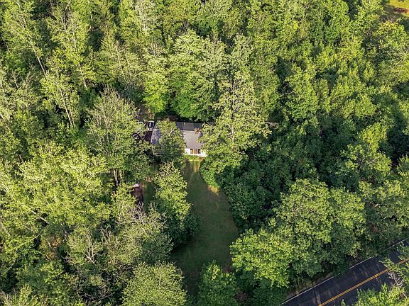 5th image of 224 Intervale Road