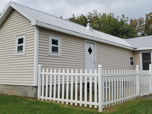 pet yard with interior access