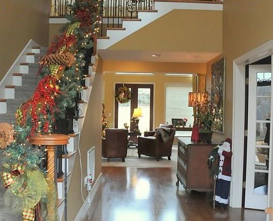 2nd image of 1 Silver Oak Dr