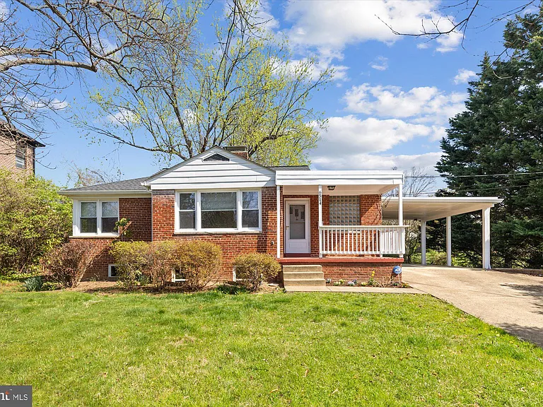 6514 Ivy Hill Dr — Photo 2