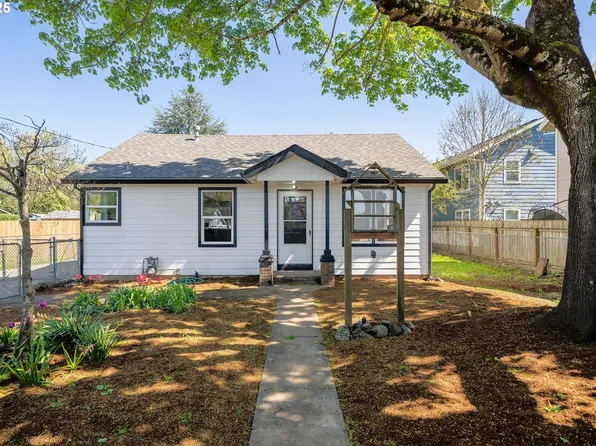 320 SE 106th Ave, Portland, OR 97216