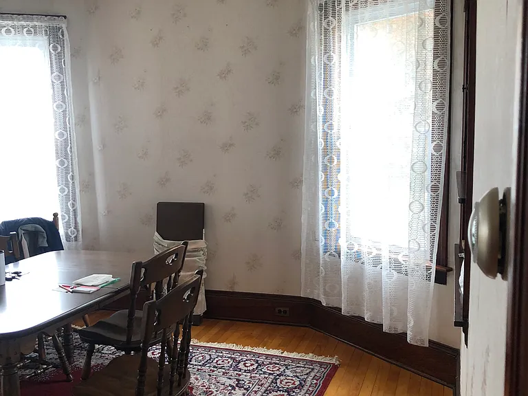43 Sterling St #2 — Photo 3