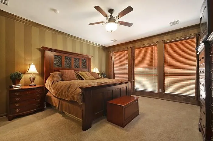 1302 Hunter Ace Way — Photo 11