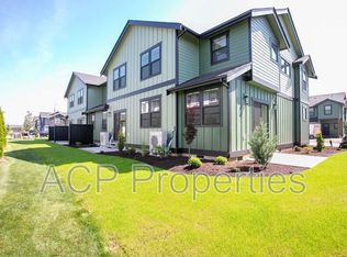 2201 Dejong Dr UNIT B, Lynden, WA 98264