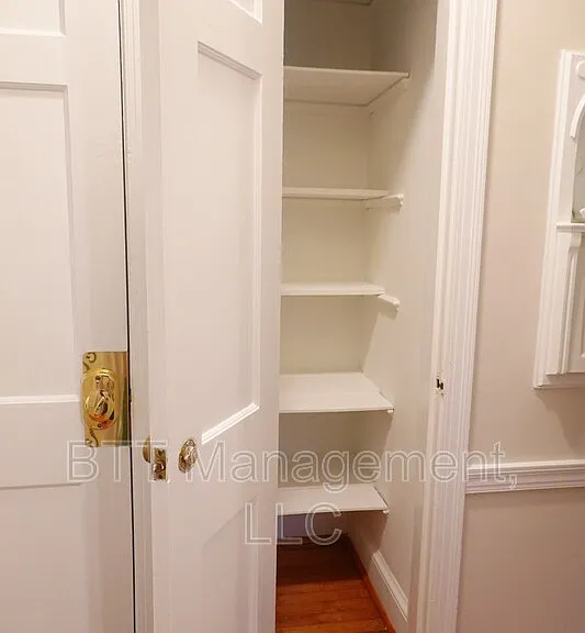 800 Maplewood Ave #1 — Photo 21