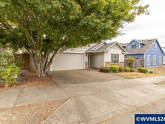 2nd image of 4183 Laurine Ct NE