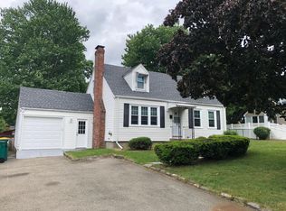 33 Windsor Rd, Norwood, MA 02062