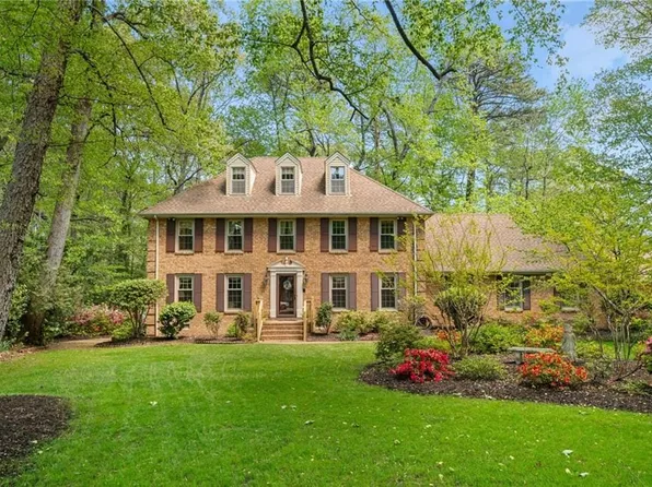 933 Salisbury Grn, Virginia Beach, VA 23452