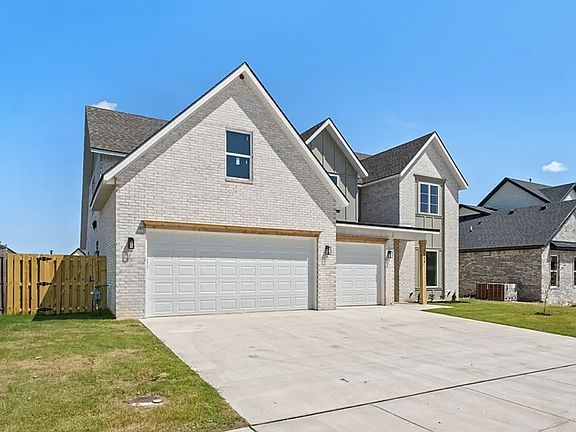 5th image of 1860 Peacock Rd