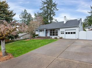 6253 SW 46th Pl, Portland, OR 97221