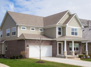612 Nelson Ln, Westmont, IL 60559
