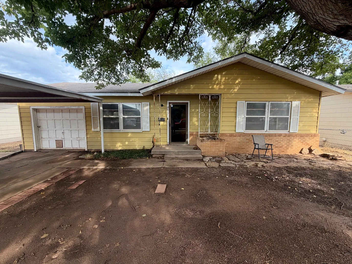 4623 Elgin Ave — Photo 1
