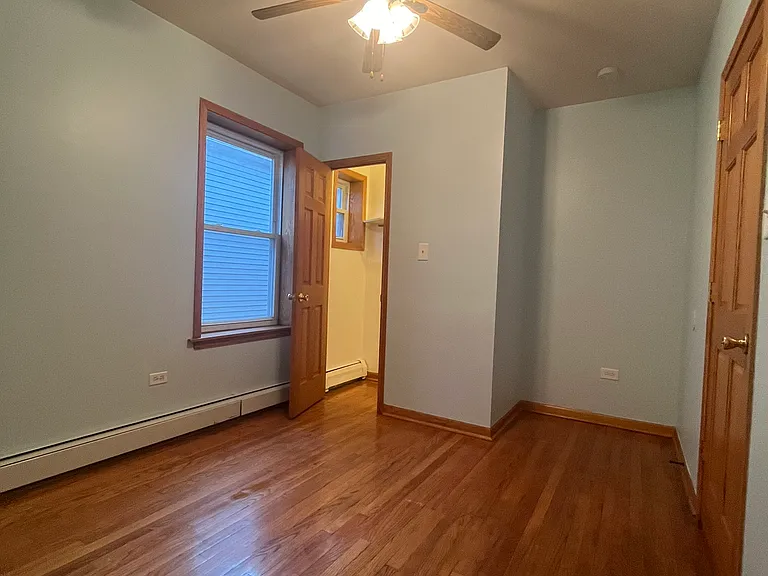 7139 S Rockwell St #1F — Photo 5