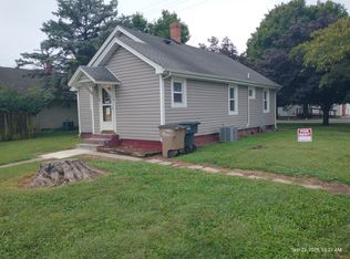 111 S Gladstone Ave, Columbus, IN 47201