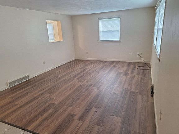 3rd image of 15 Pleasant St #15