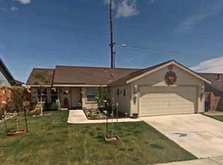 557 Spur Ct, Fernley, NV 89408