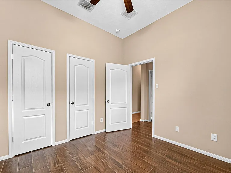 16007 Hidden Manor Dr — Photo 35
