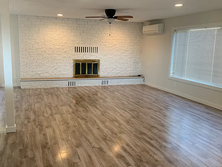 2409 Burcham St — Photo 15
