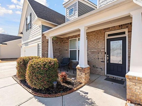 3rd image of 197 Meriwether Ln