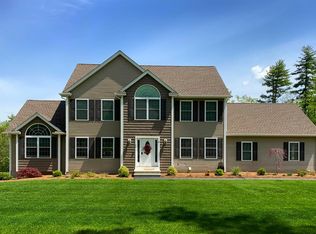 30 Hayden Rd, Pelham, NH 03076