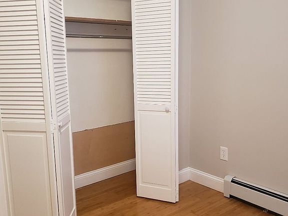 5th image of 65 Hawkins St Floor 2