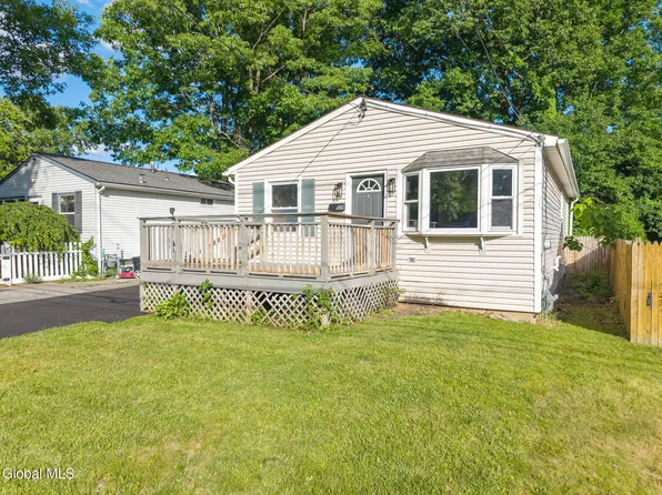 420 Chiswell Road, Schenectady, NY 12304