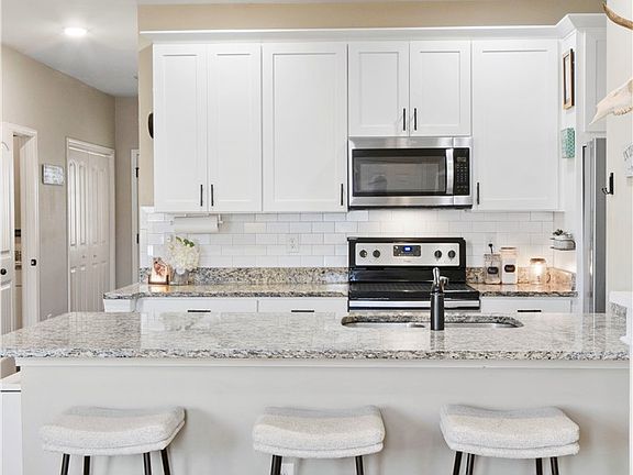 5th image of 3855 Academy Dr Unit 505