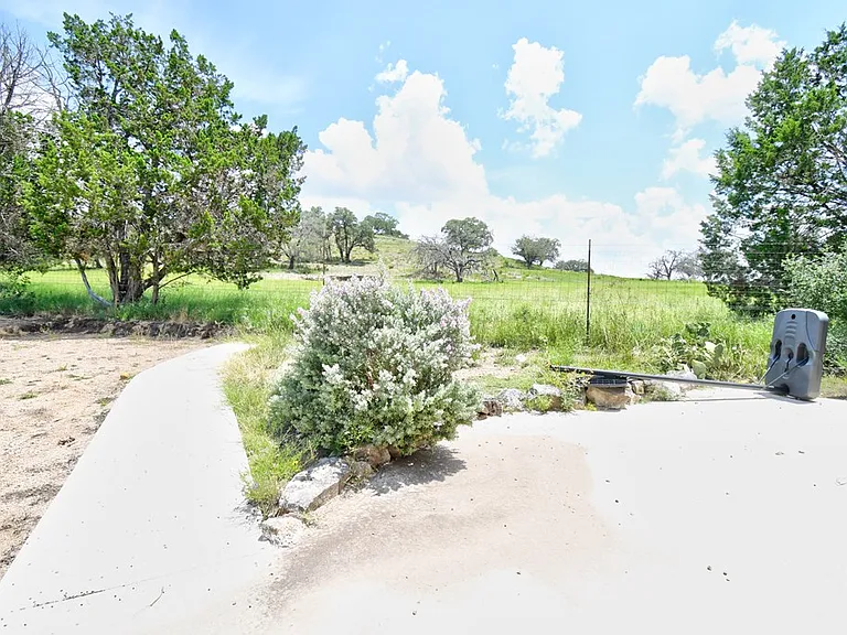 155B Nimitz Dr — Photo 23