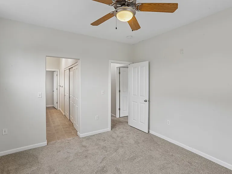 10805 NE Red Wing Way #201 — Photo 24