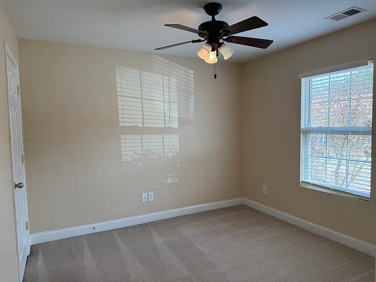 235 Tamarack Dr — Photo 15